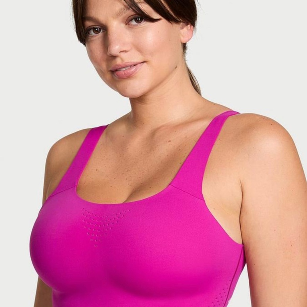 Pink Scoop Neck Wireless Bra Top - Women Intimates